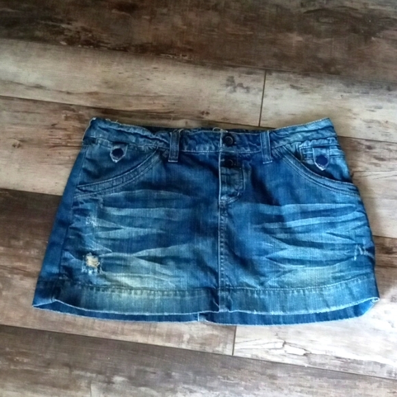 American Eagle Outfitters Dresses & Skirts - American Eagle Skirt size 14